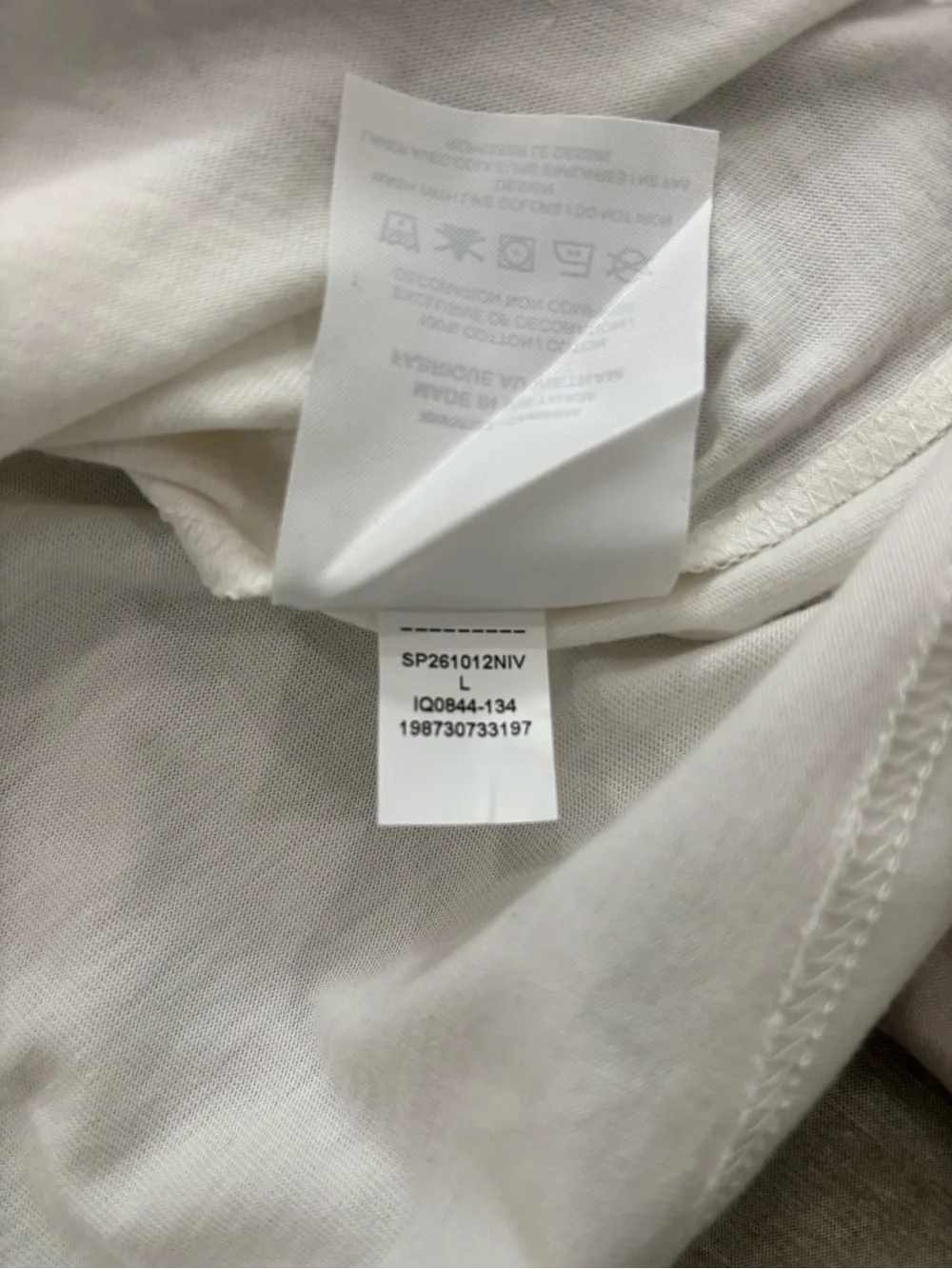 Jordan Mens Oversized White Graphic Tee